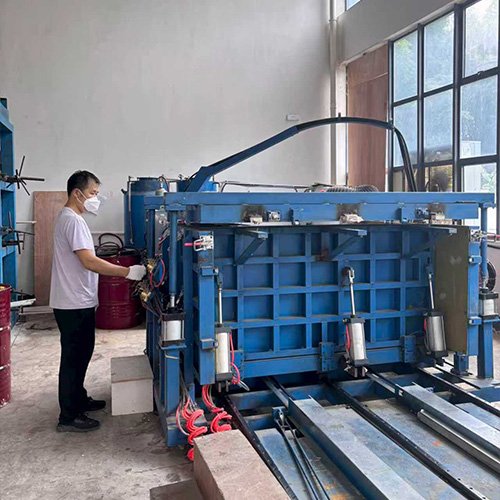 Automatic Foaming Steel Mold